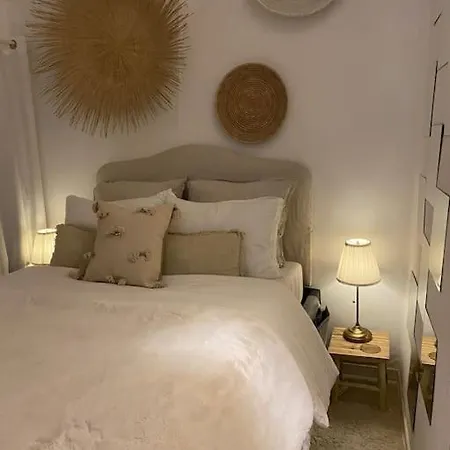 Apartament Charme Parisien Proche De *